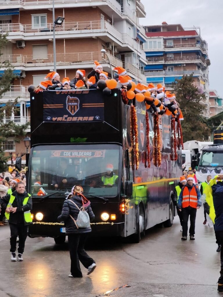 El CDE Valderas FS participa por 2ª vez en la Cabalgata de Reyes de Alcorcón El CDE Valderas FS participa por 2ª vez en la Cabalgata de Reyes de Alcorcón