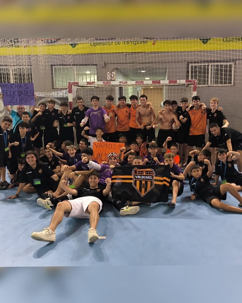 sagunt futsal cup 2025 🟠⚫️🏆¡así se cierra nuestra segunda temporada!esta semana pusimos rumbo (2)
