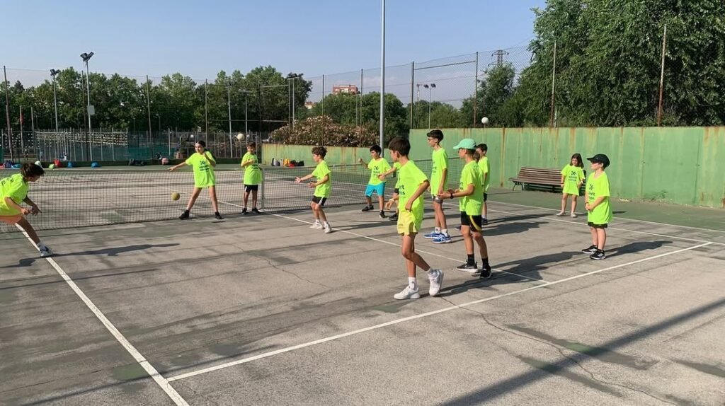 Éxito total en nuestro II Campamento de Verano en La Canaleja ➡️ ¡arranca el campamento del verano! ✅🔛💥 en nuestro campamento multideportivo no solo sudamos (1)
