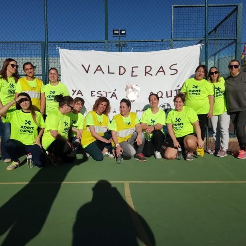 tr8feo mujer cartel madres tr8feo mujer cartel madres